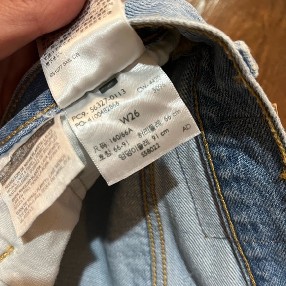 Levi’s shorts - Picture 3 of 3